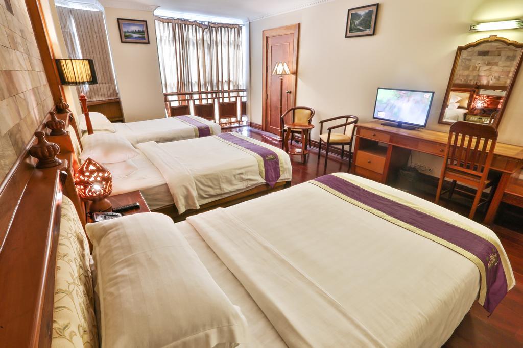 Blue River Hotel Phnompen Kültér fotó